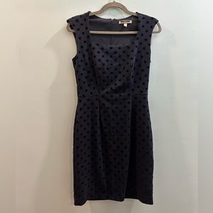 Two-tone, two-texture navy blue dress with black velvet polka dots! Office!